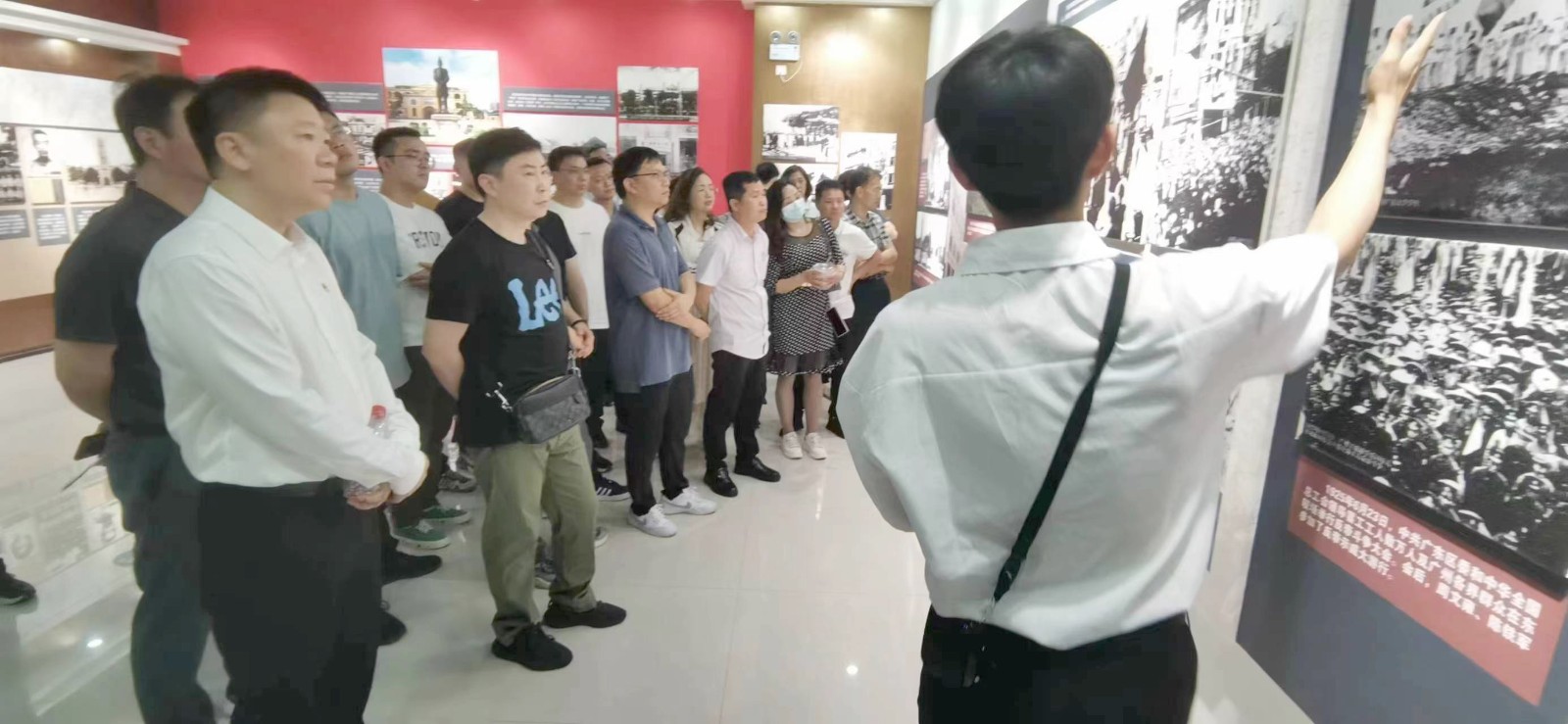 中国铁路广州局有限公司参观红色教育基地.jpg